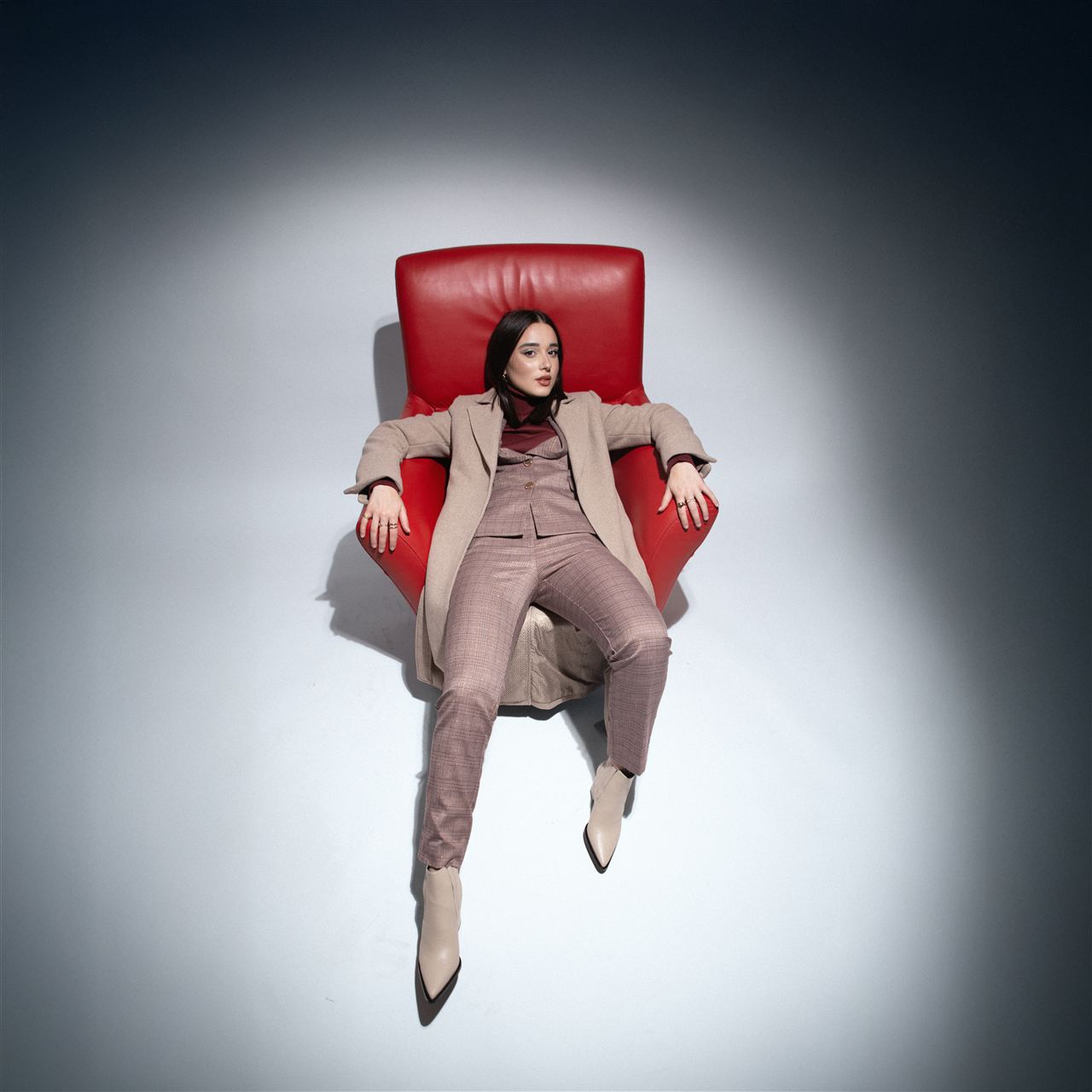 Poltrona Rossa FW25 — scatto 19
