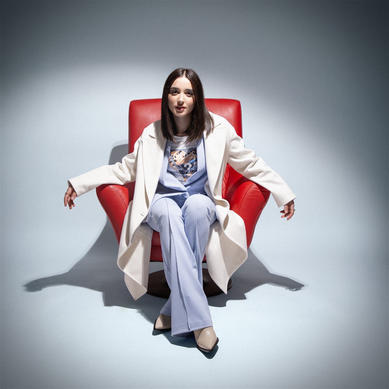 Poltrona Rossa FW25 — scatto 33