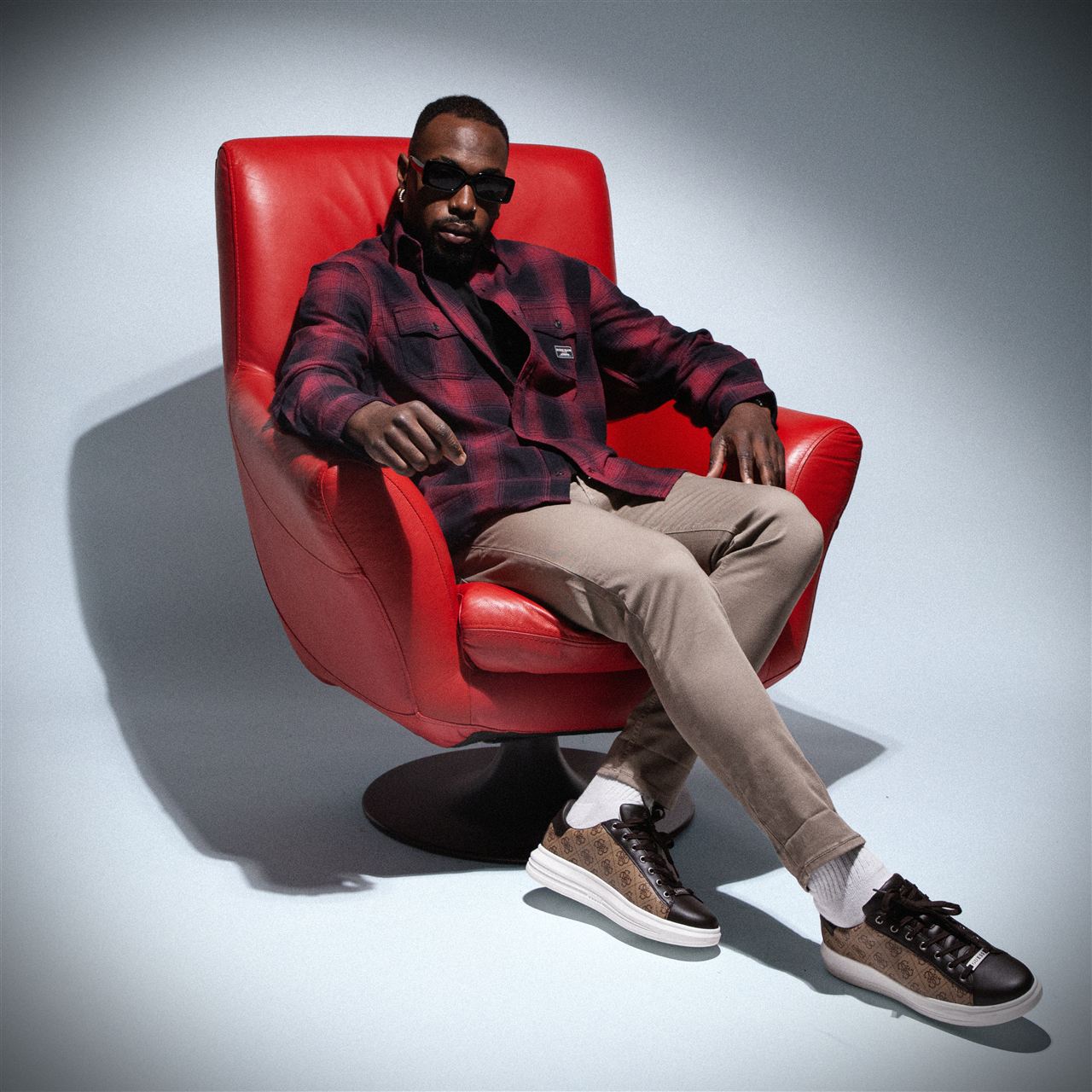 Poltrona Rossa FW25 — scatto 40
